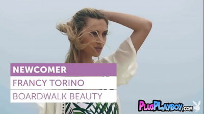 Beautiful blonde MILF with perfect ass Francy Torino exposed stunning body during posing